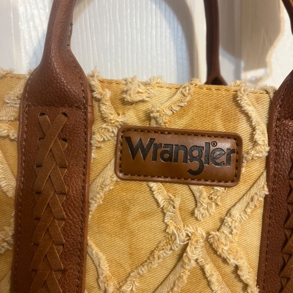 Wrangler Western Coffee Purse - Picture 3 of 5